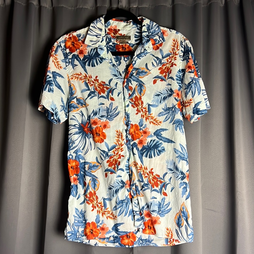 Medium Slim Fit Zara Men’s Aloha Button Down